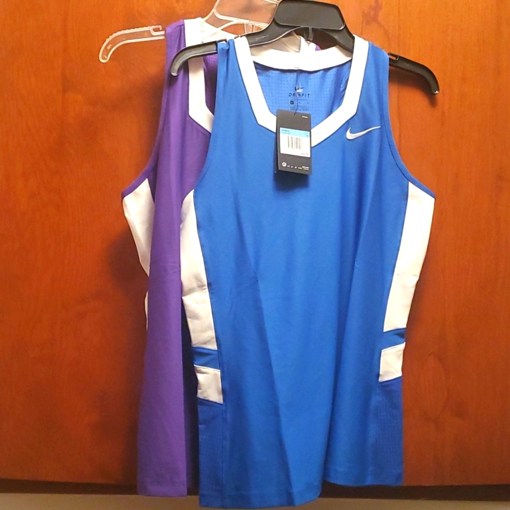 NIKE WOMEN'S DRI FIT RACERBACK JERSEYS worn once No Tags